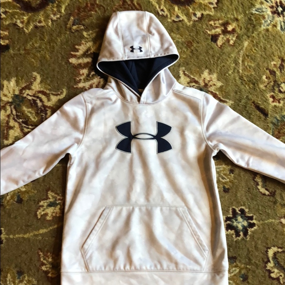 Boys Under Armour Hoodie size Youth Large
